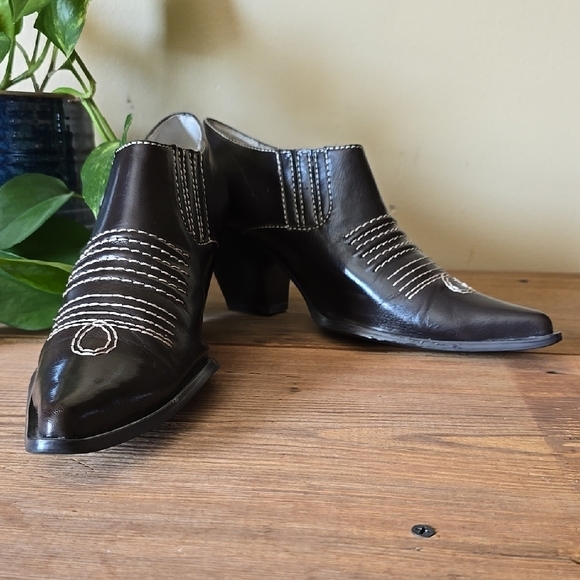 Rampage Shoes - Rampage Brown Ankle Booties with Western Flair 9.5